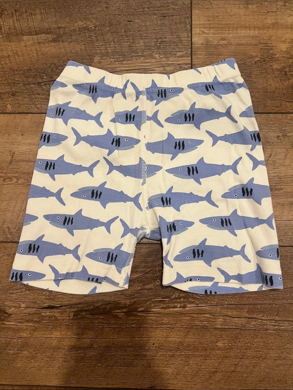 Hanna Andersson Boys Shark Short Pajamas Set, size 8